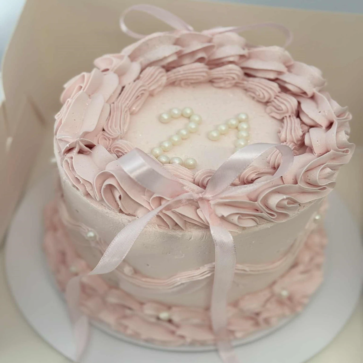 Vintage Cake - Image 2